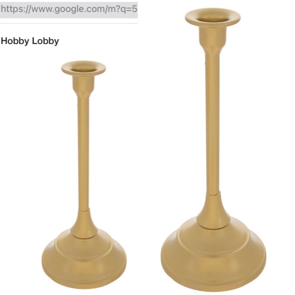 Set of 2 gold metal Candle holders
